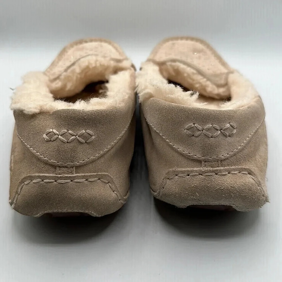 UGG Australia Classic Tan SHEEPSKIN MOCCASIN SLIPPERS 1012885H - Picture 6 of 10